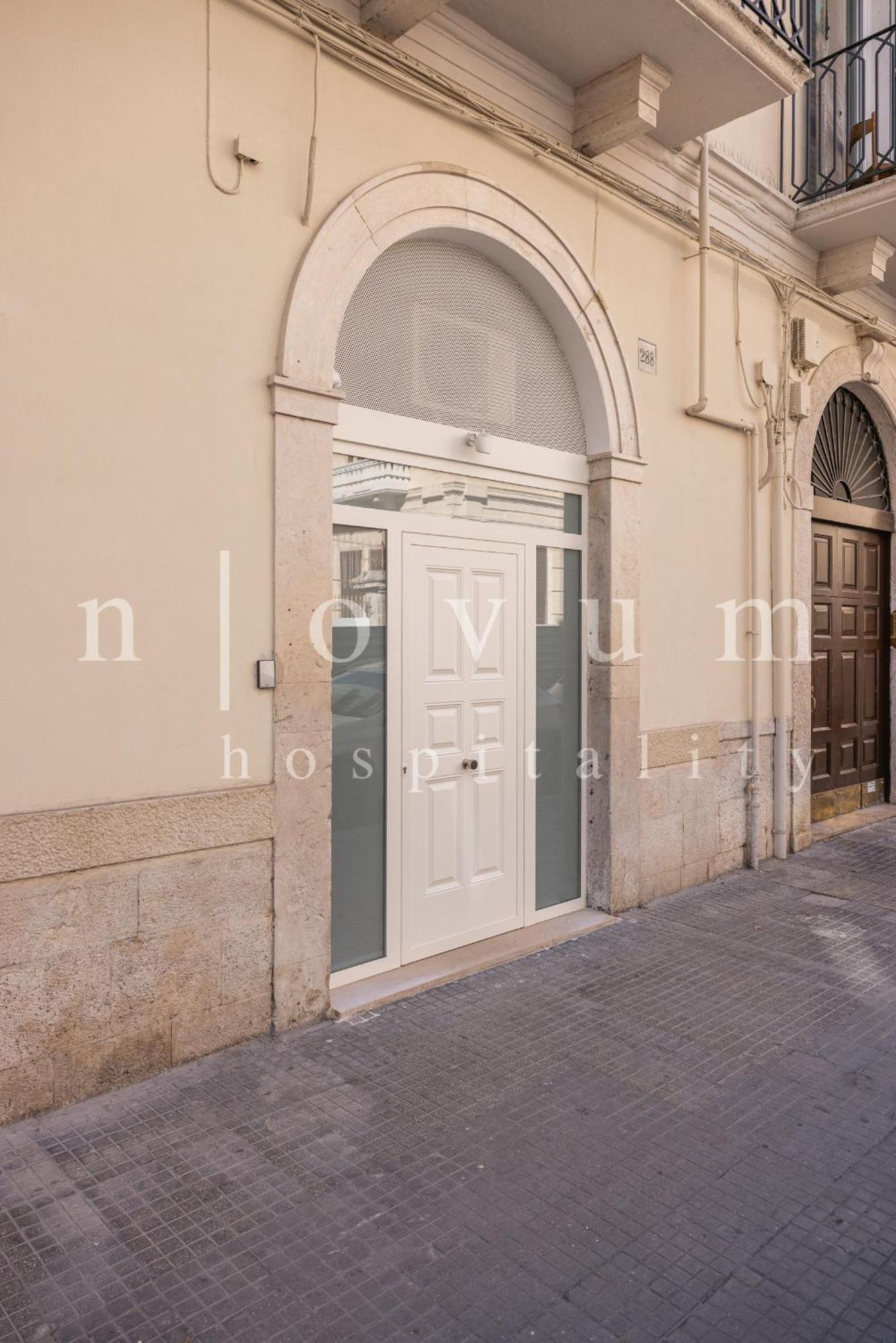 Novum Hospitality Hotell Bari Exteriör bild
