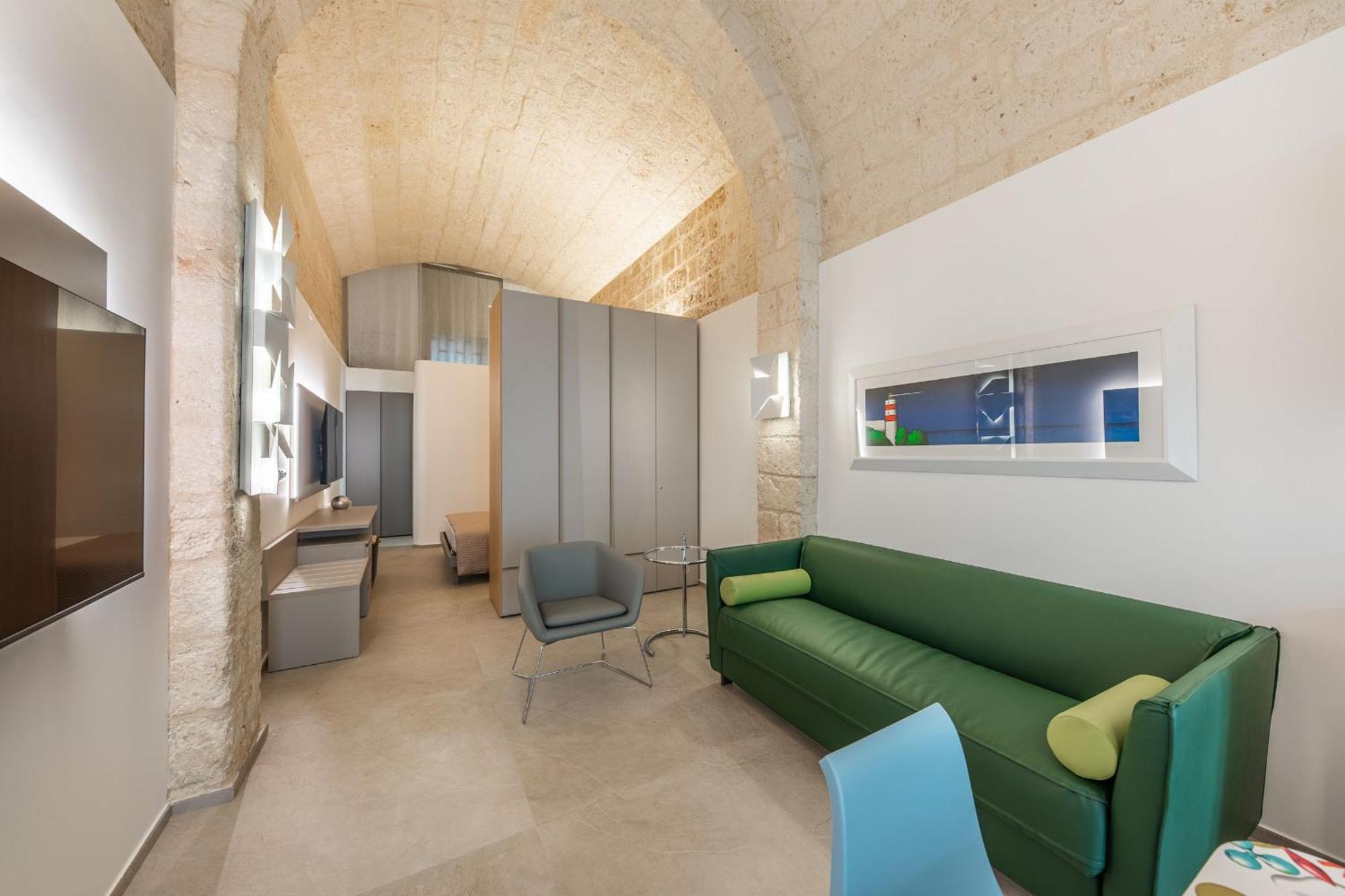 Novum Hospitality Hotell Bari Exteriör bild