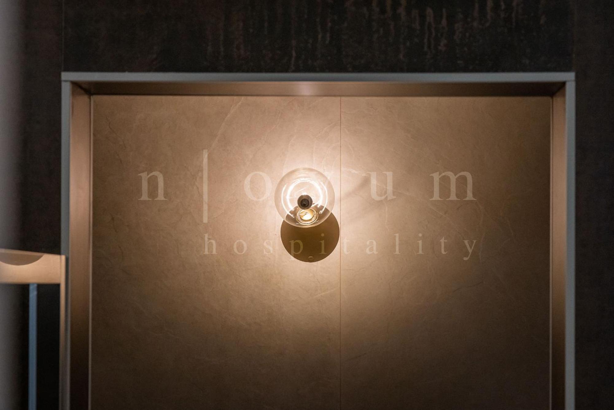 Novum Hospitality Hotell Bari Exteriör bild